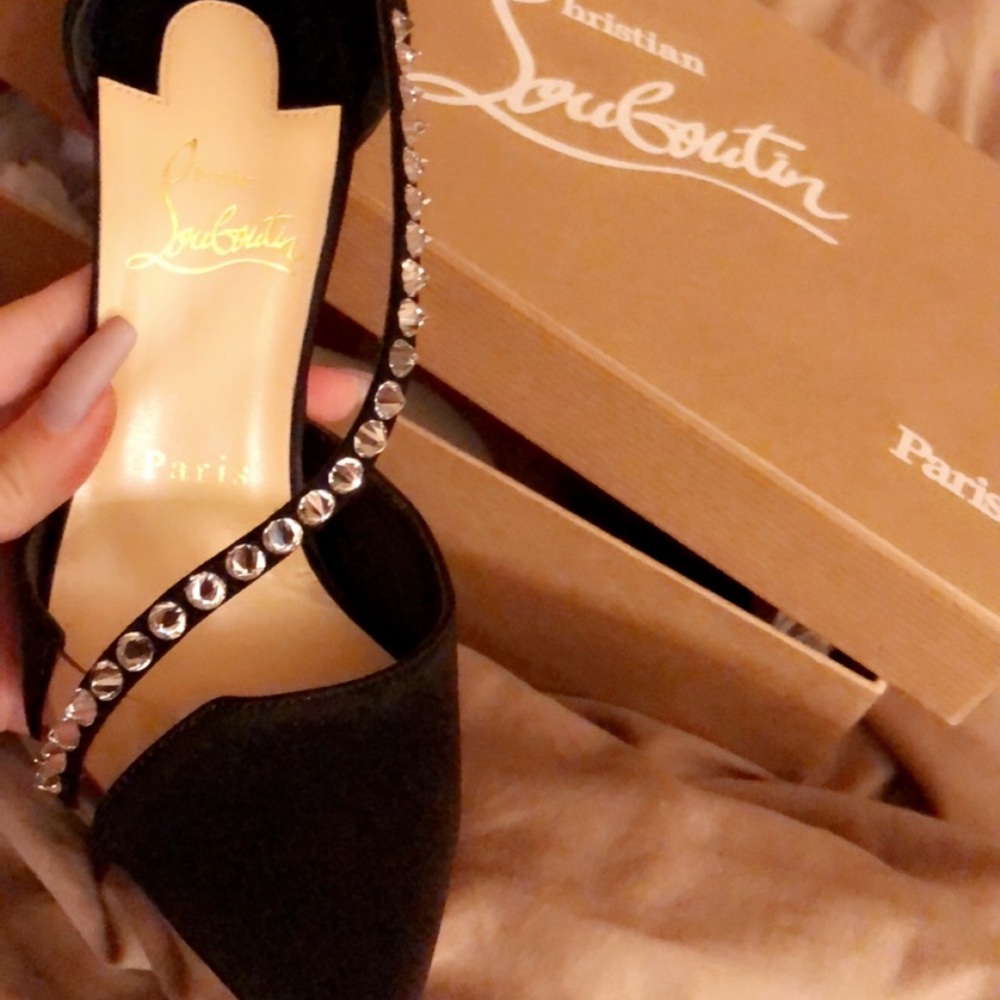 Suede heels
